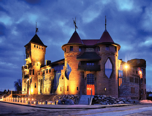 Замок «Нессельбек» – туристический центр в средневековом стиле